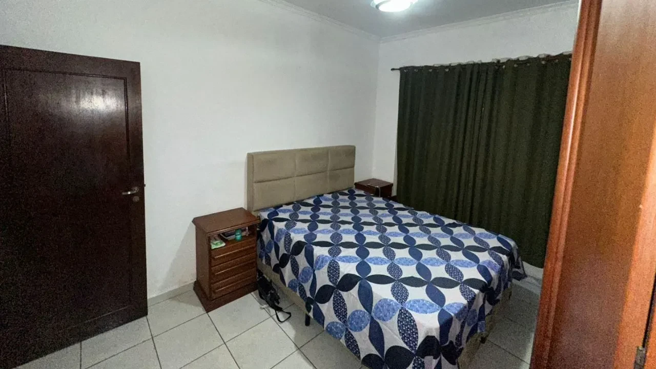 Imagem Casa com 3 Quartos à Venda, 275 metros em Bom Retiro - Santos