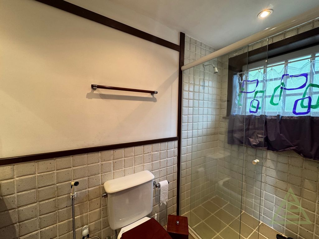 Foto do imóvel: Casa de Condomínio com 4 Quartos à Venda, 273 m² em Cuiabá - Petrópolis