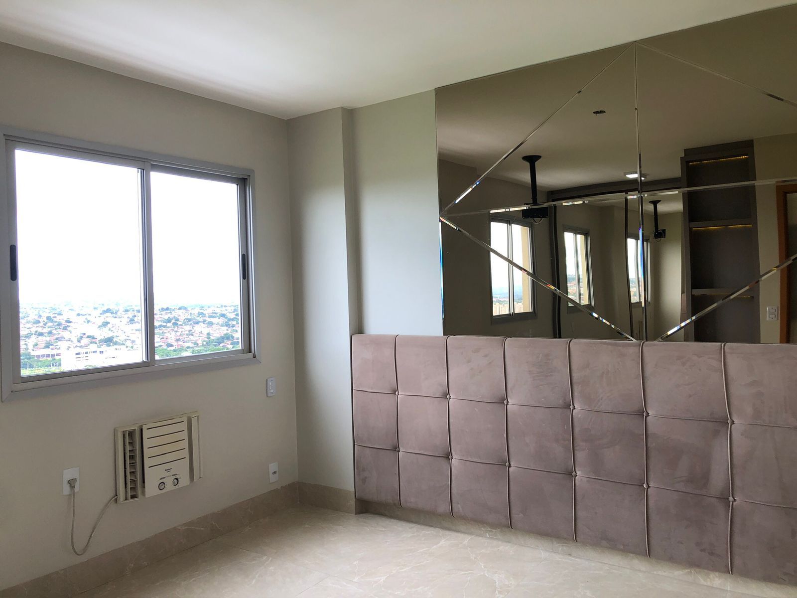 Imagem Apartamento com 2 Quartos à Venda, 56 m² em Vila Cruzeiro do Sul - Aparecida de Goiânia