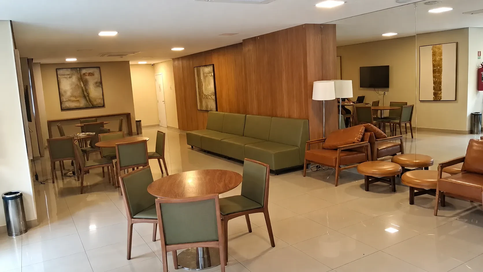 Imagem Apartamento com 2 Quartos para Alugar, 65 metros em Vila Santa Catarina - São Paulo