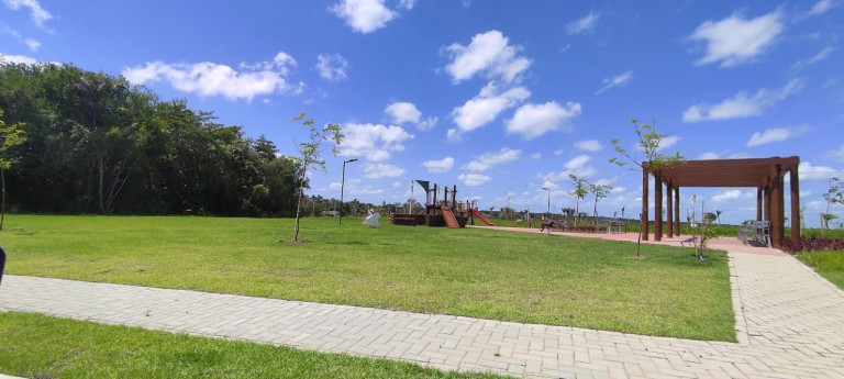 Imagem Terreno à Venda, 275 metros em Cidade Alpha - Eusébio