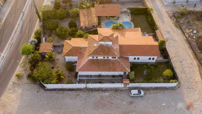 Casa com 6 Quartos à Venda, 442 m²em Pacheco - Caucaia