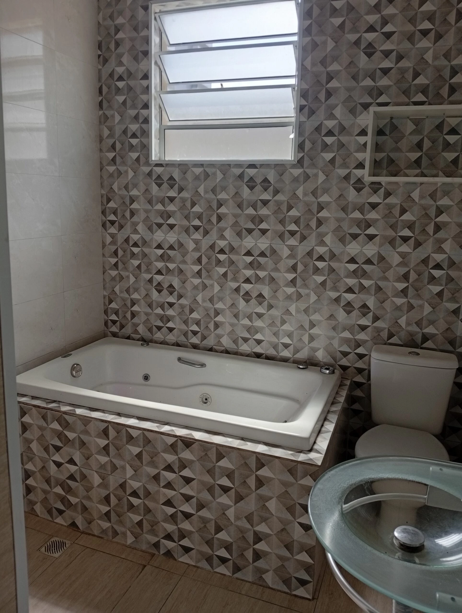 Imagem Casa com 3 Quartos à Venda, 160 m² em Vila Mathias - Santos