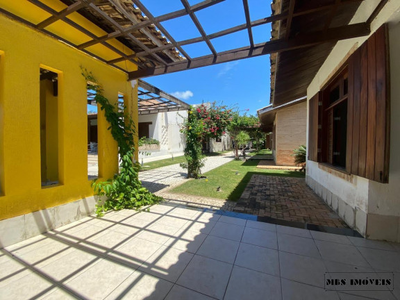 Imagem Casa com 9 Quartos à Venda, 500 m² em Praia do Presídio - Aquiraz