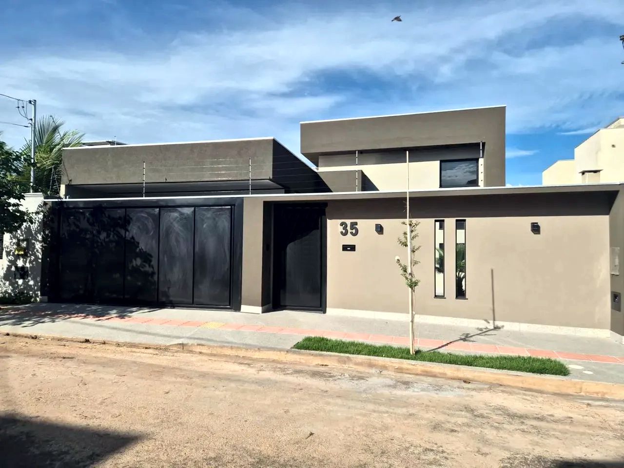 Casa com 3 Quartos à Venda, 179 m² em Altos do Panamá - Campo Grande