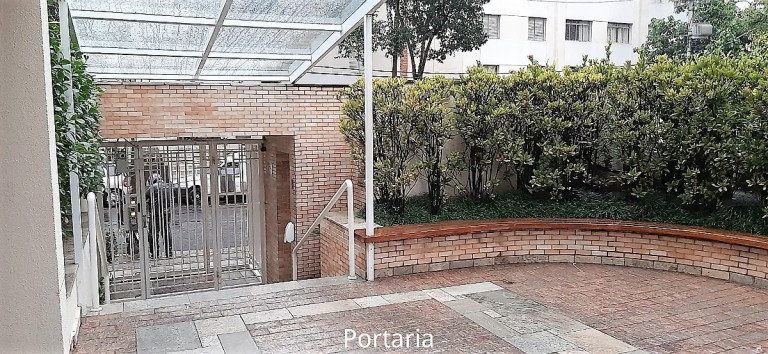 Imagem Apartamento com 3 Quartos à Venda,  em Vila Firmiano Pinto - São Paulo