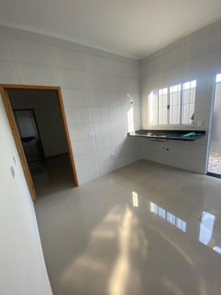 Imagem Casa com 2 Quartos à Venda, 63 m² em Balneário Gaivota - Itanhaém