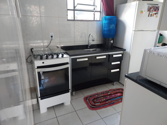 Imagem Apartamento com 2 Quartos à Venda,  em Jardim Mirna - Taboão da Serra
