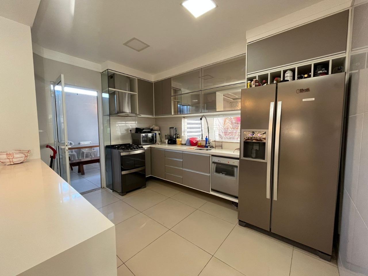 Imagem Casa com 4 Quartos à Venda, 162 m²em Vila Praiana - Lauro de Freitas