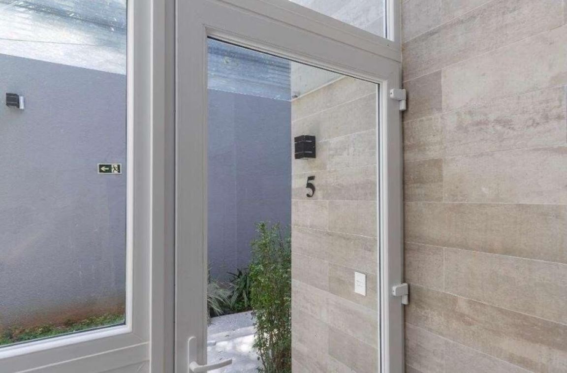 Imagem Casa de Condomínio com 4 Quartos à Venda, 424 m² em Jardim Cordeiro - São Paulo