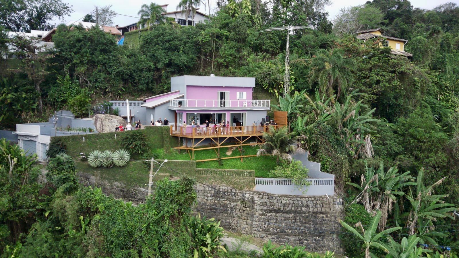 Sobrado com 3 Quartos à Venda, 202 m²em praia  dos sonhos - Itanhaém