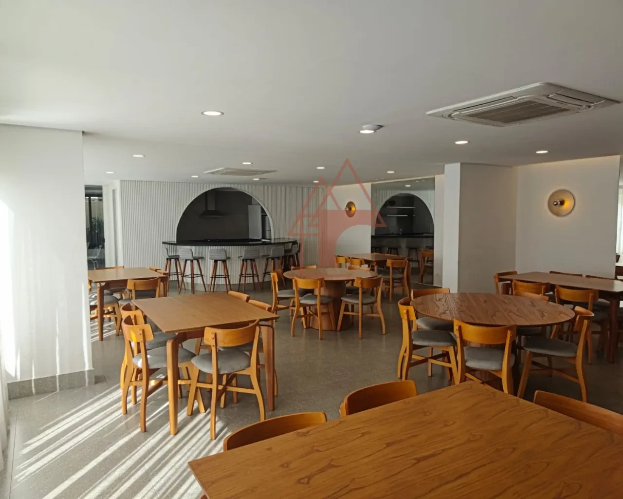 Imagem Apartamento com 2 Quartos à Venda, 75 m² em José Menino - Santos