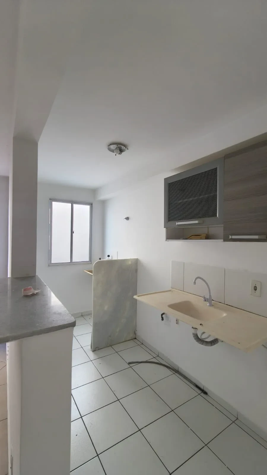 Imagem Apartamento com 2 Quartos para Alugar, 45 m² em Emaús - Parnamirim