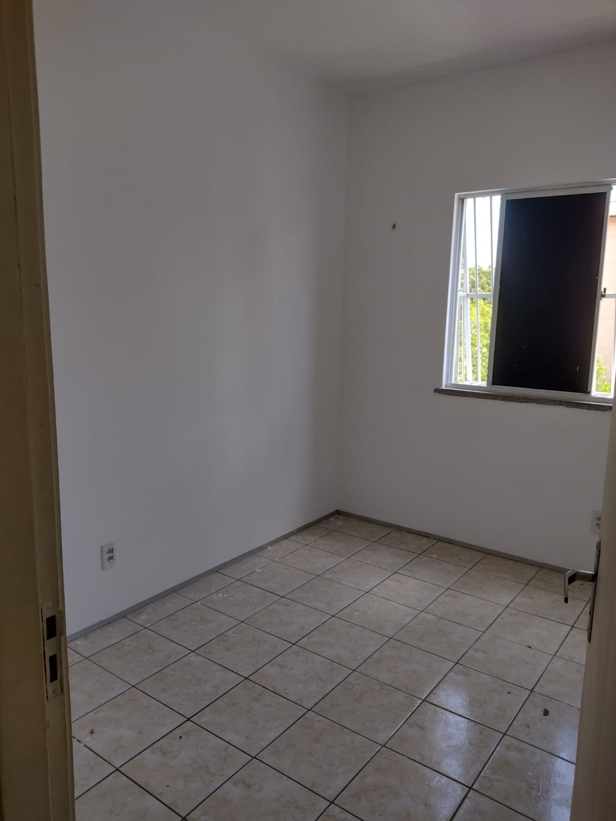 Imagem Apartamento com 3 Quartos à Venda, 60 m² em Panamericano - Fortaleza