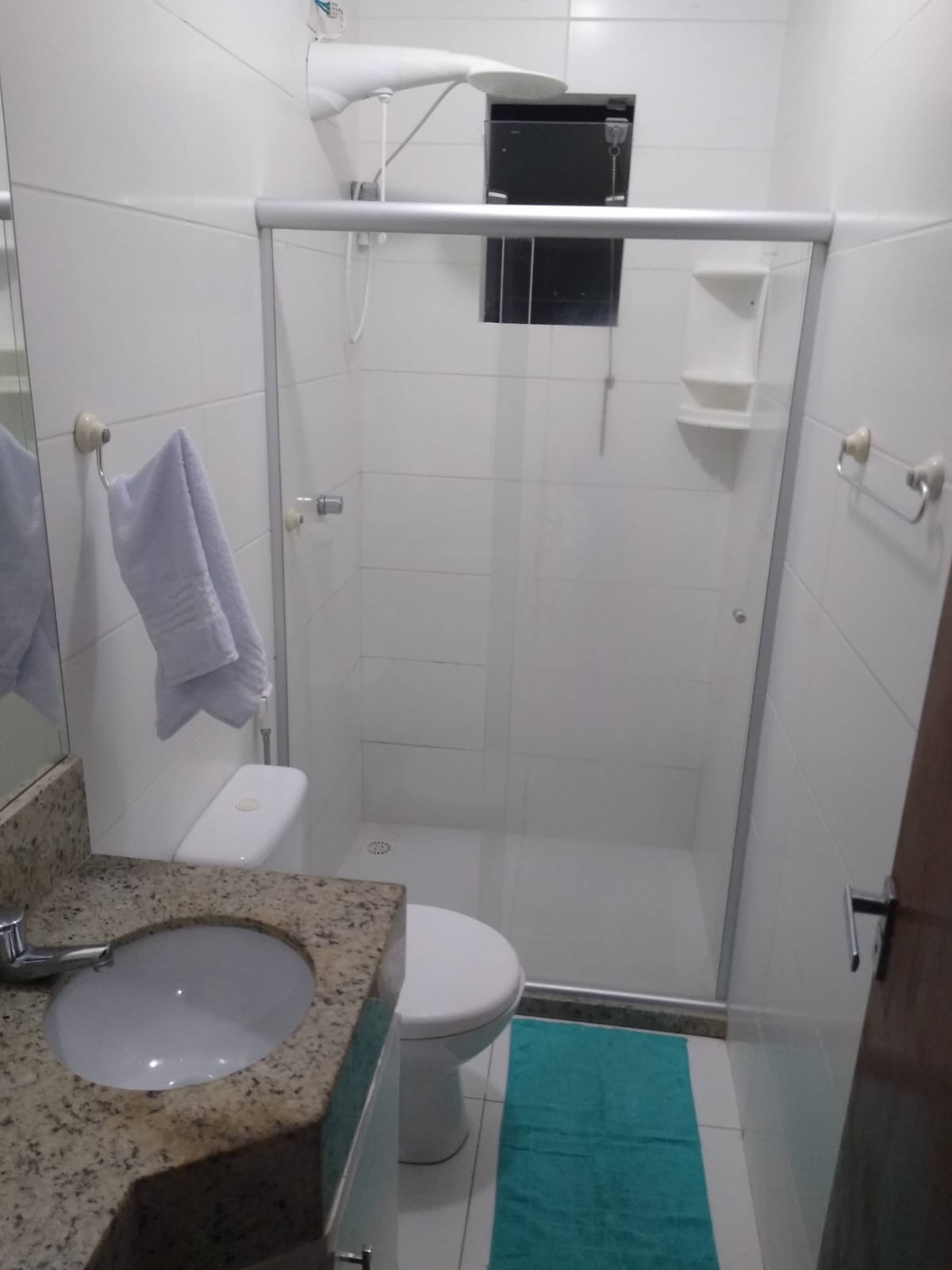 Casa com 4 Quartos para Alugar, 140 m² em Ipitanga - Lauro de Freitas
