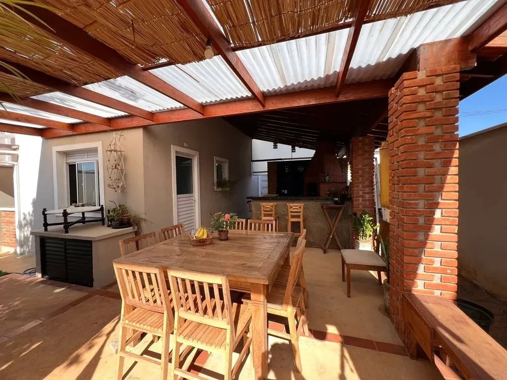 Foto do imóvel: Casa de Condomínio com 2 Quartos à Venda, 83 metros em Recanto Camanducaia - Jaguariúna