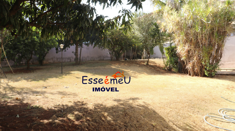 Imagem Casa de Condomínio com 4 Quartos à Venda, 295 m² em Jardins Madri - Goiânia