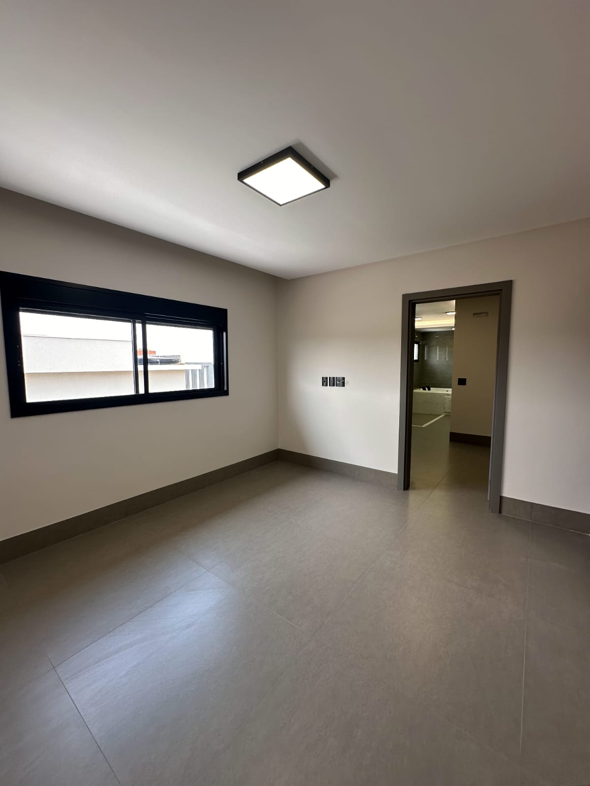 Imagem Casa de Condomínio com 4 Quartos à Venda, 288 m² em Jardins França - Goiânia