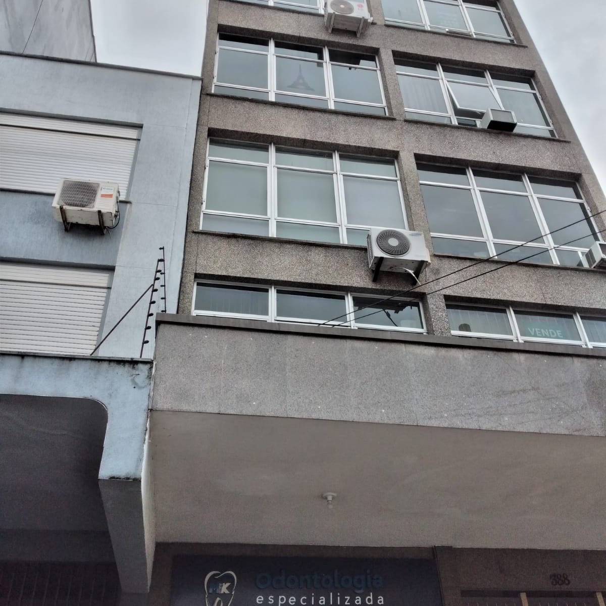 Imagem Sala Comercial à Venda, 31 m²em Higienópolis - Porto Alegre