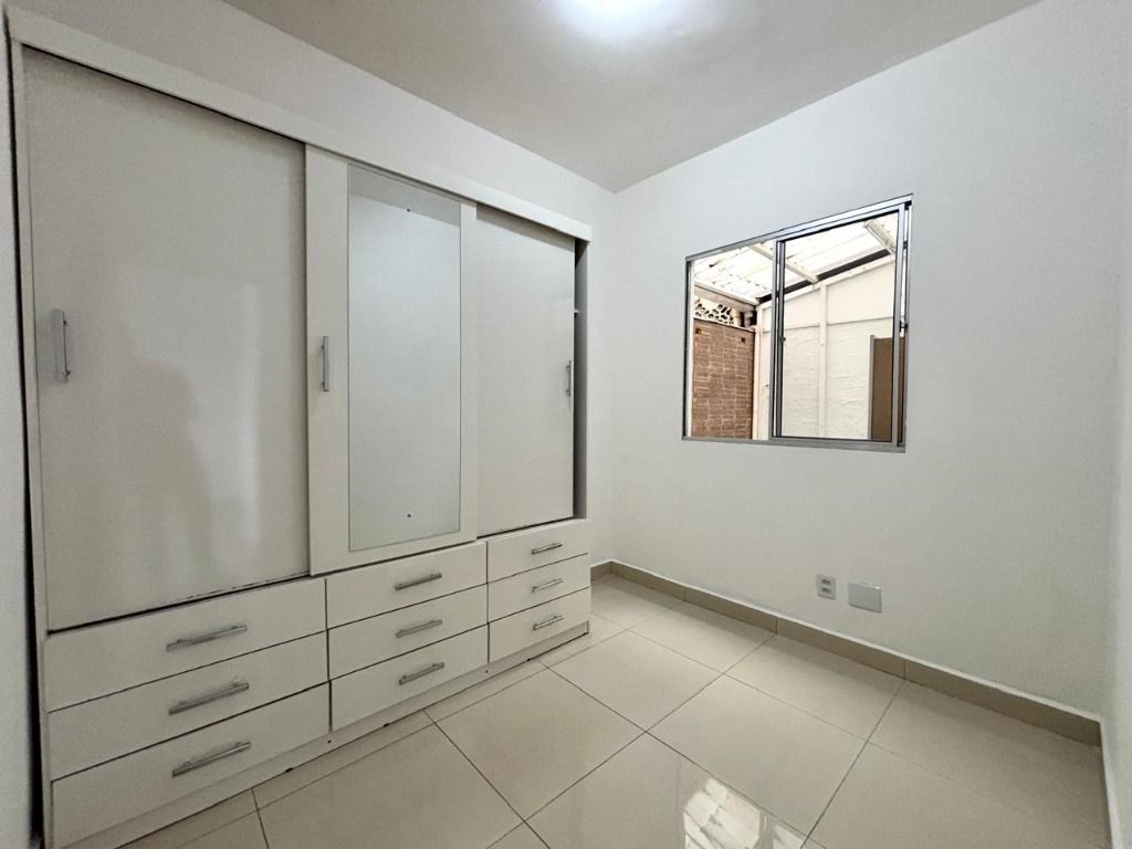 Imagem Apartamento com 2 Quartos à Venda, 50 m² em Planalto - Belo Horizonte
