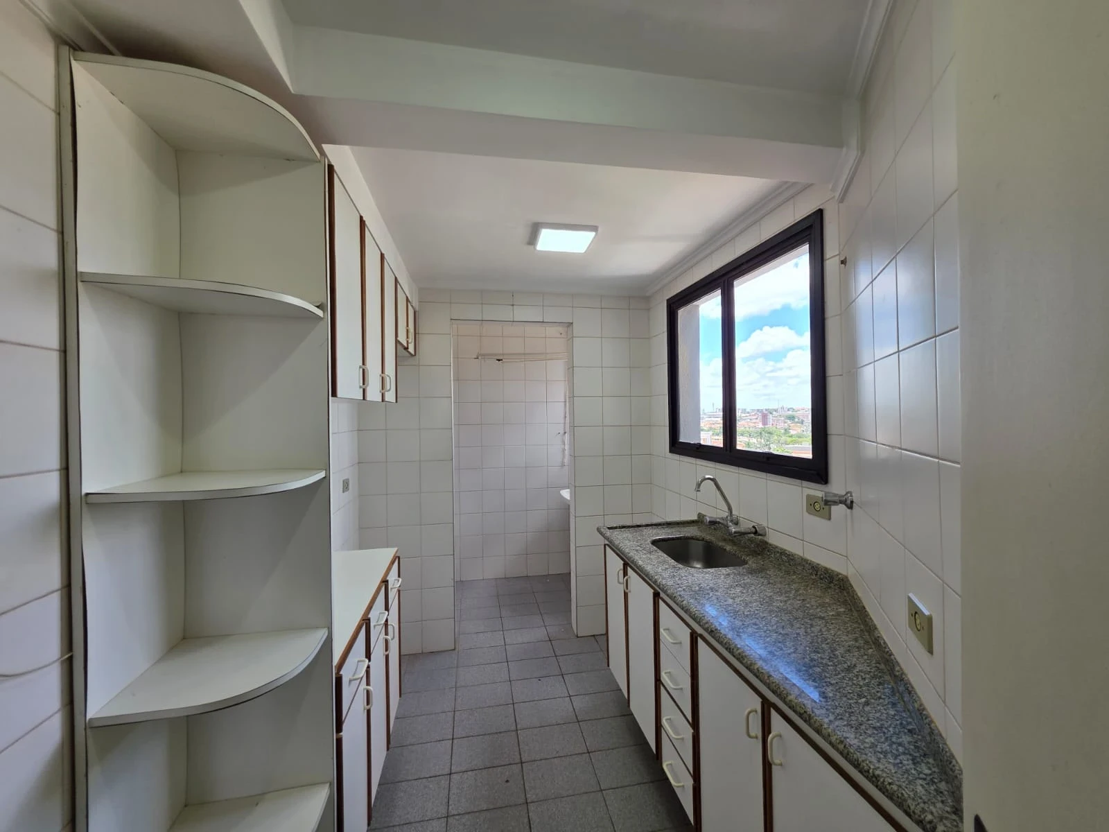 Imagem Apartamento com 2 Quartos à Venda, 65 m² em Centro - Marília