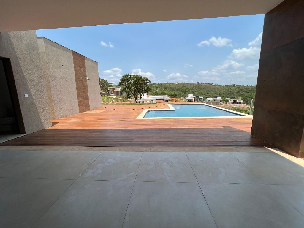 Imagem Casa de Condomínio com 4 Quartos à Venda, 200 m² em  - 