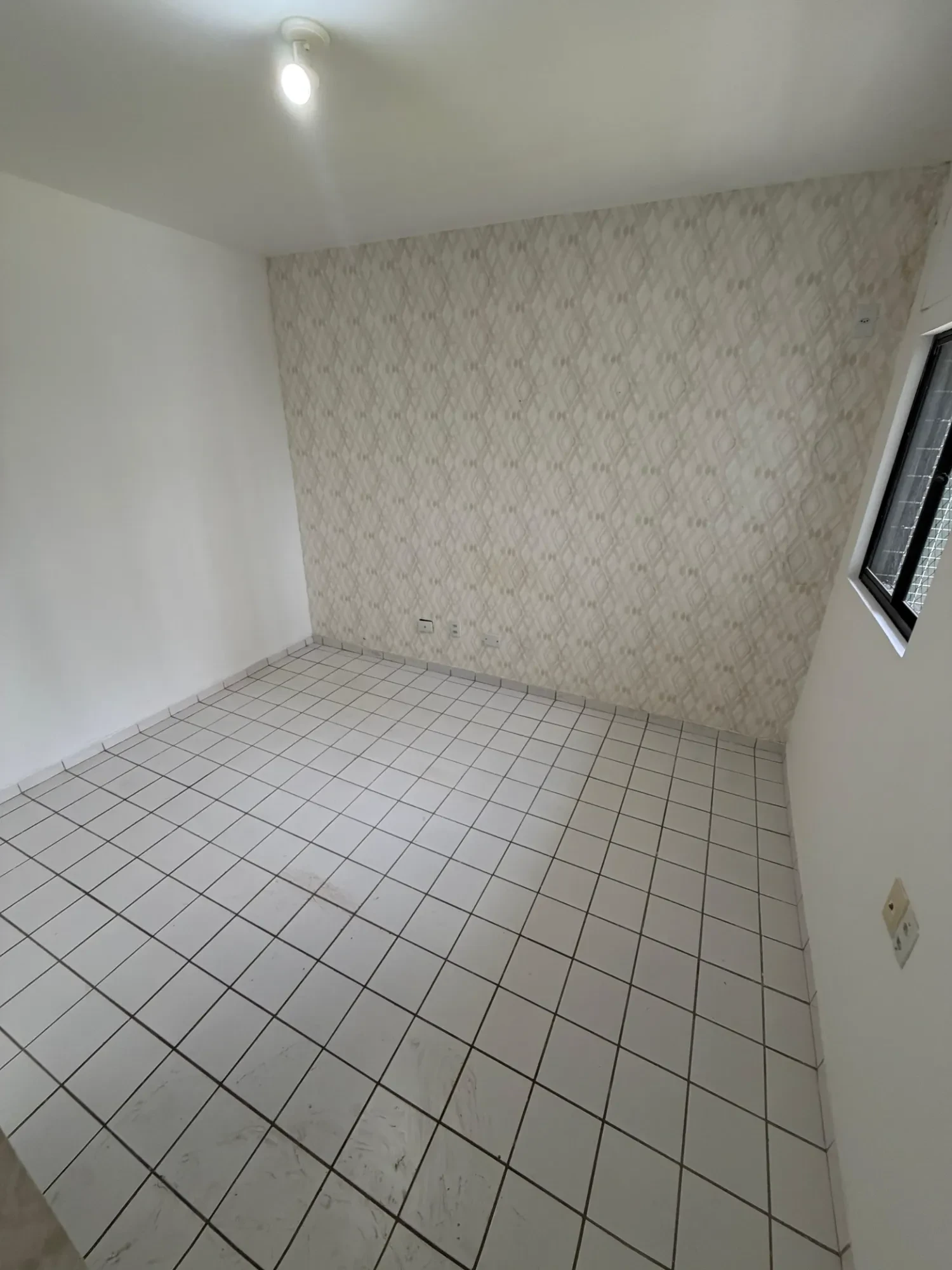 Imagem Apartamento com 3 Quartos à Venda, 75 m² em Espinheiro - Recife
