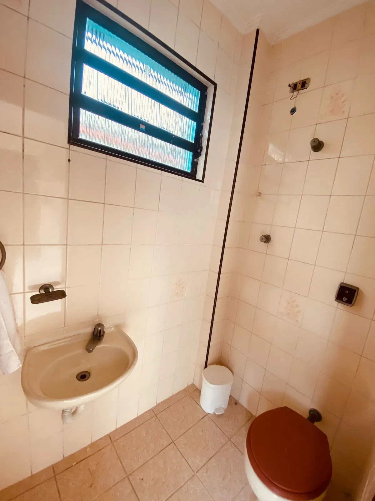 Imagem Sobrado com 4 Quartos à Venda, 255 m² em Embaré - Santos