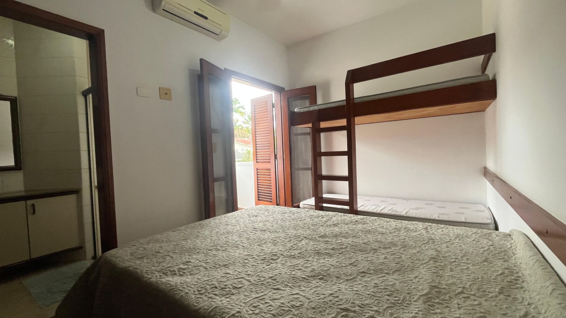 Imagem Casa com 8 Quartos à Venda ou Temporada, 390 m² em Riviera - Bertioga