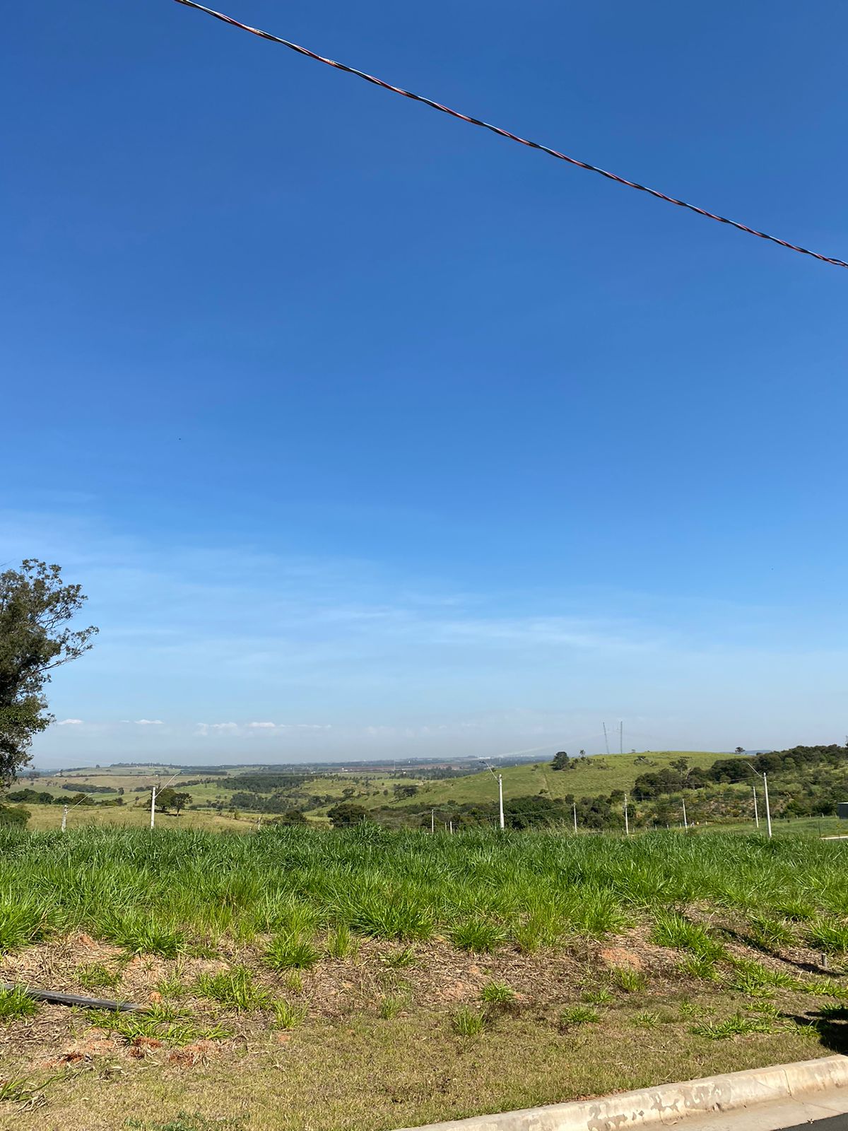 Foto do imóvel: Terreno em Condomínio à Venda, 250 m²em Colinas do Castelo - Jaguariúna