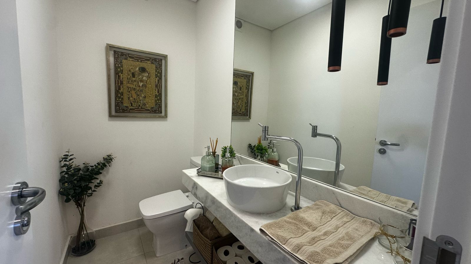 Imagem Casa de Condomínio com 4 Quartos à Venda, 182 m² em Itapetinga - Atibaia