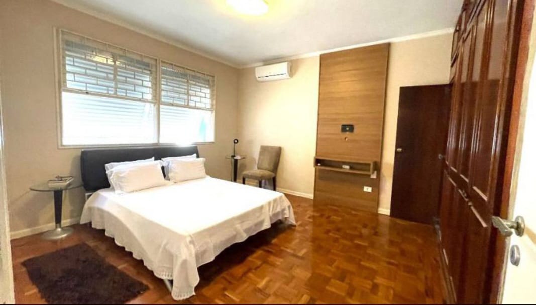 Foto do imóvel: Casa com 3 Quartos à Venda, 229 m²em Ponta da Praia - Santos