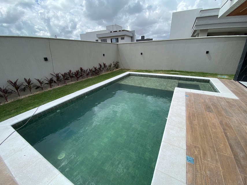 Imagem Casa de Condomínio com 4 Quartos à Venda, 257 m²em Cidade Alpha - Eusébio