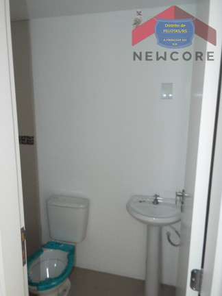 Imagem Apartamento com 2 Quartos à Venda, 45 m² em Porto - Pelotas