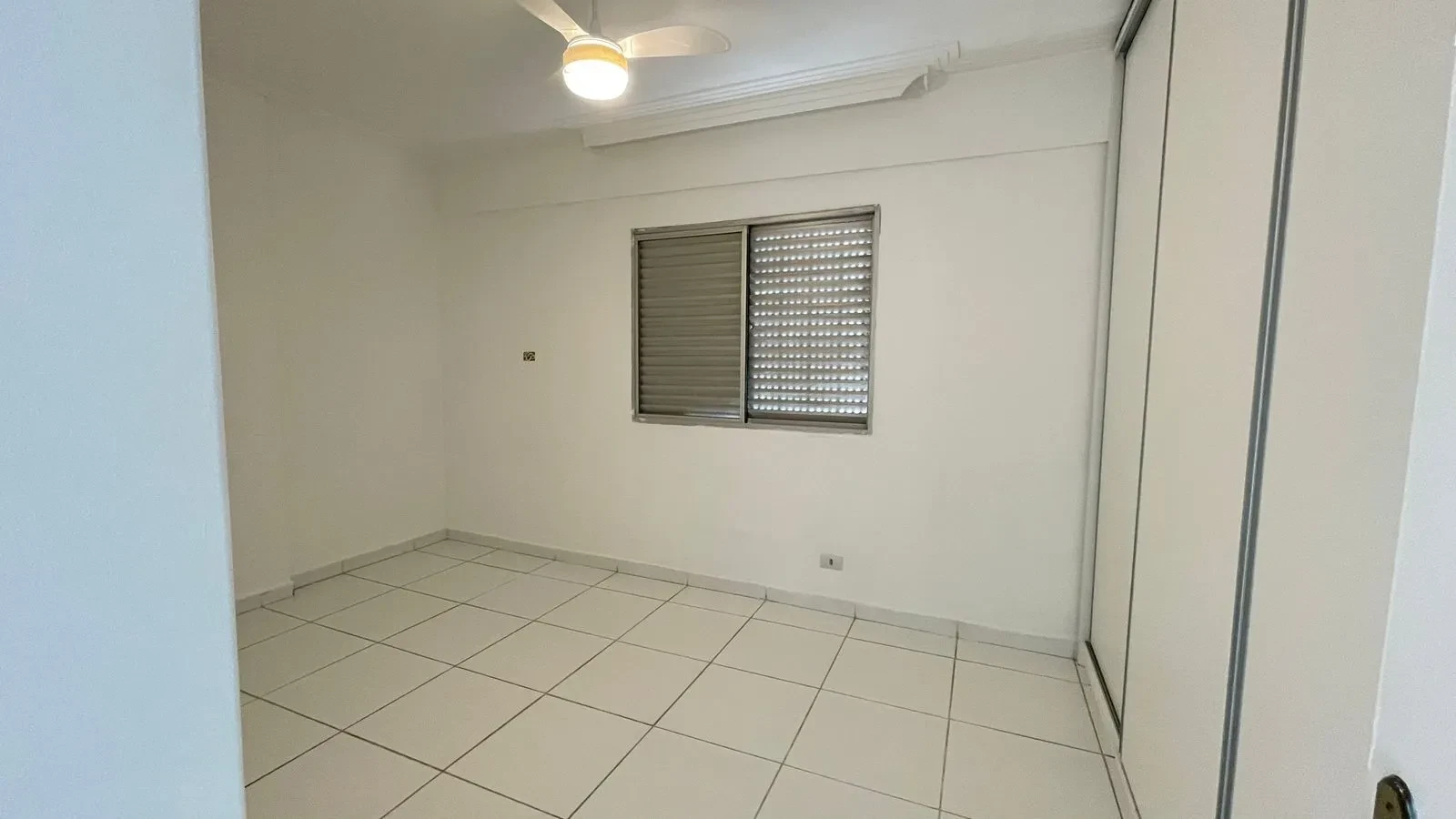 Imagem Apartamento com 2 Quartos à Venda, 93 metros em Marapé - Santos