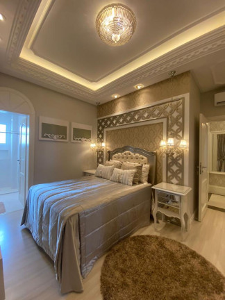 Apartamento com 3 Quartos à Venda, 169 m² em Meia Praia - Itapema