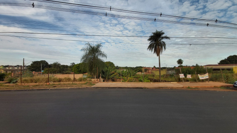 Terreno à Venda,  em Jardim Centenário - Campo Grande