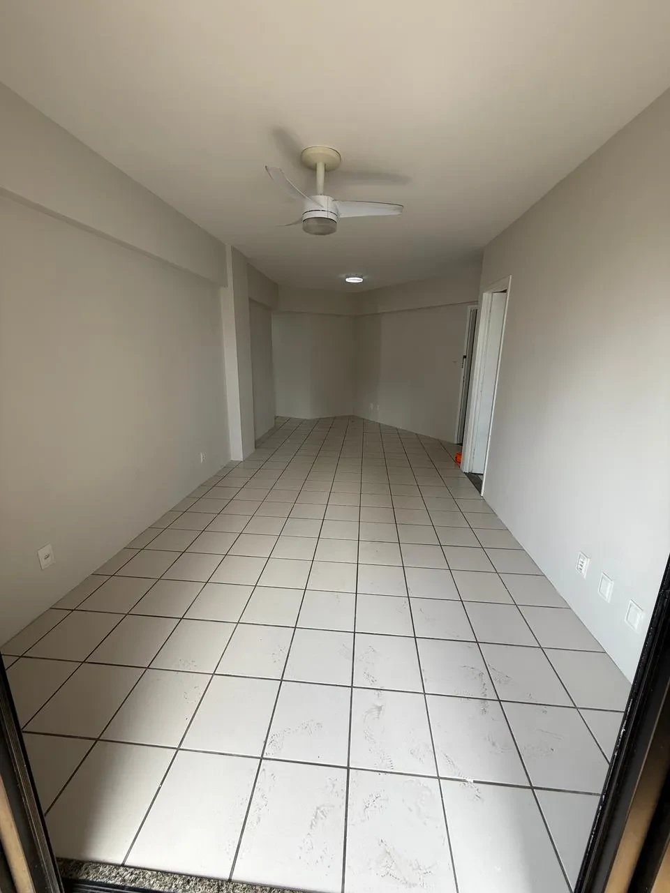 Imagem Apartamento com 2 Quartos à Venda, 76 m² em Torre - Recife