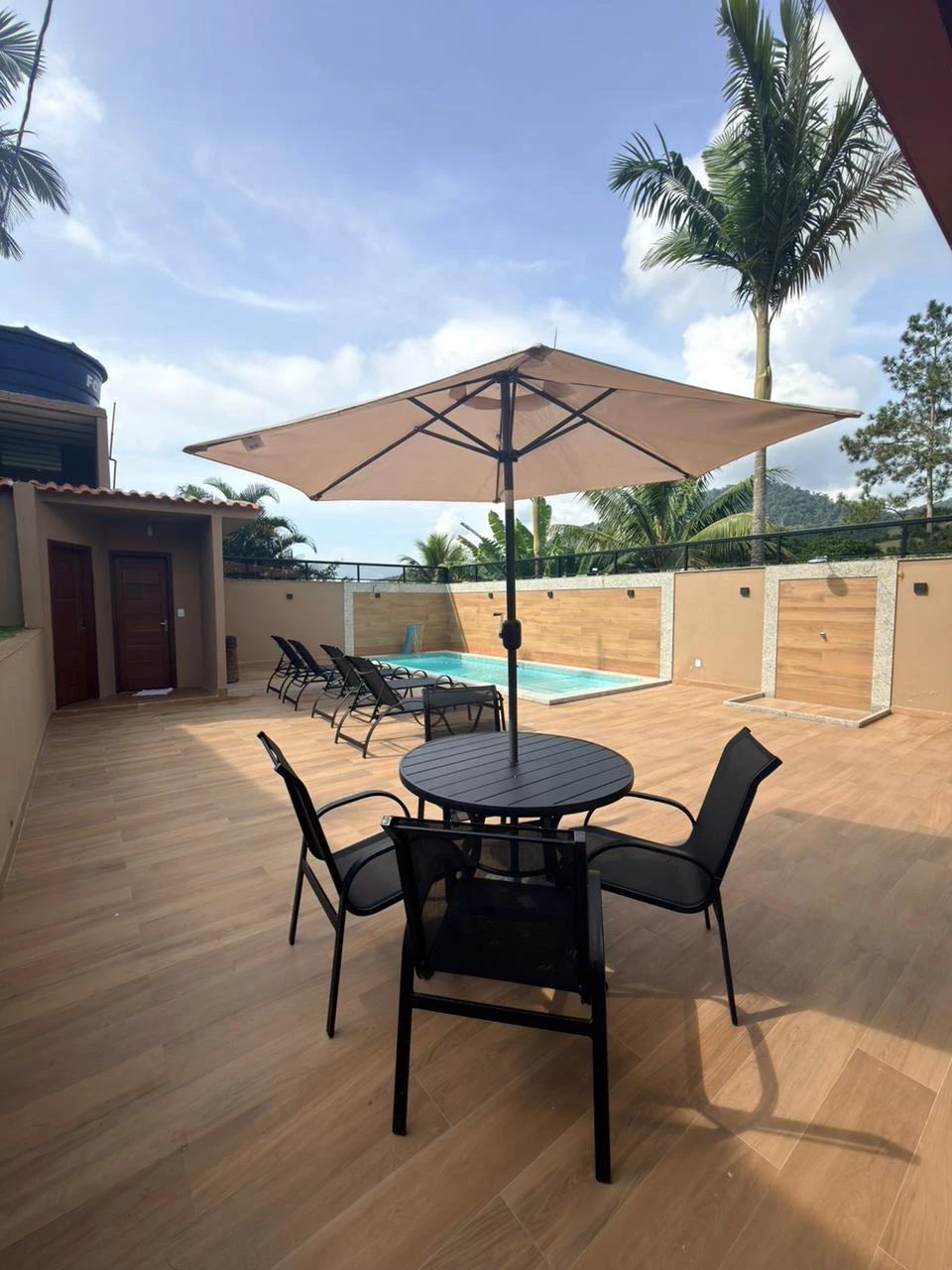 Imagem Casa com 3 Quartos à Venda, 500 m² em Domingos Martins - Domingos Martins
