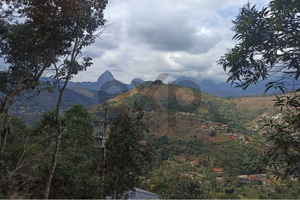 Foto do imóvel: Terreno à Venda, 2.173 m² em Itaipava - Petrópolis