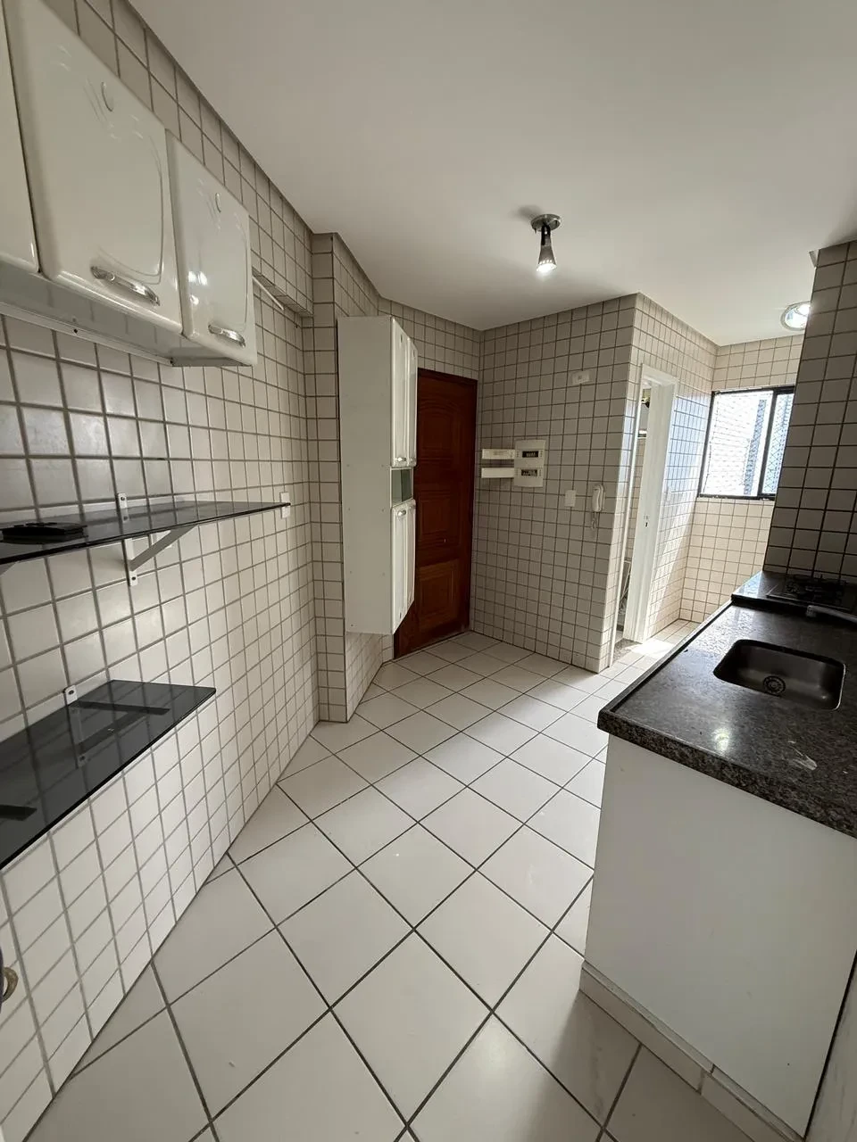 Imagem Apartamento com 2 Quartos à Venda, 76 m² em Torre - Recife
