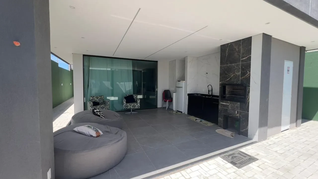 Imagem Casa com 3 Quartos à Venda, 262 m² em Cidade Alpha - Eusébio