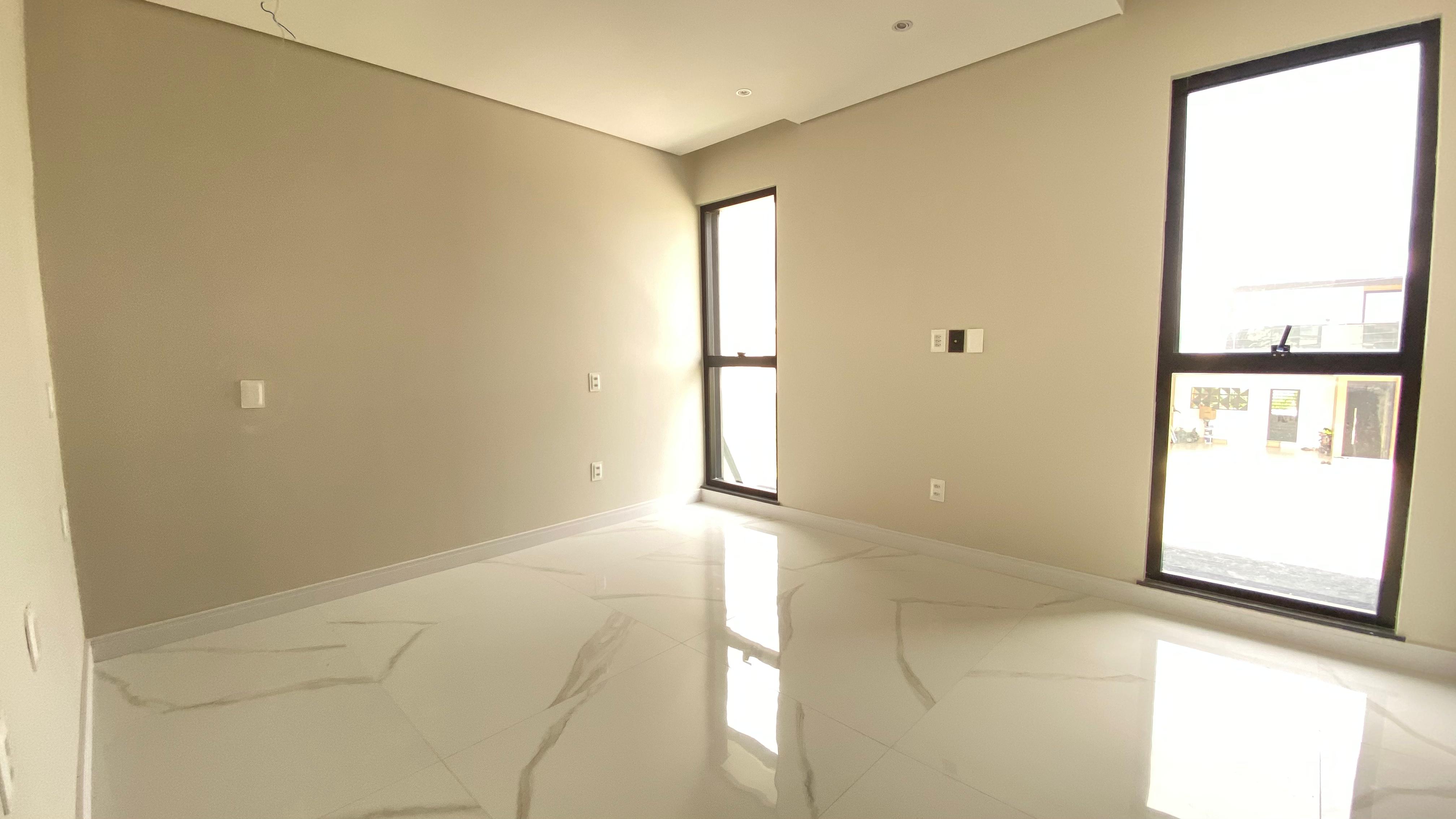Imagem Casa de Condomínio com 4 Quartos à Venda, 241 m² em Cidade Alpha - Eusébio