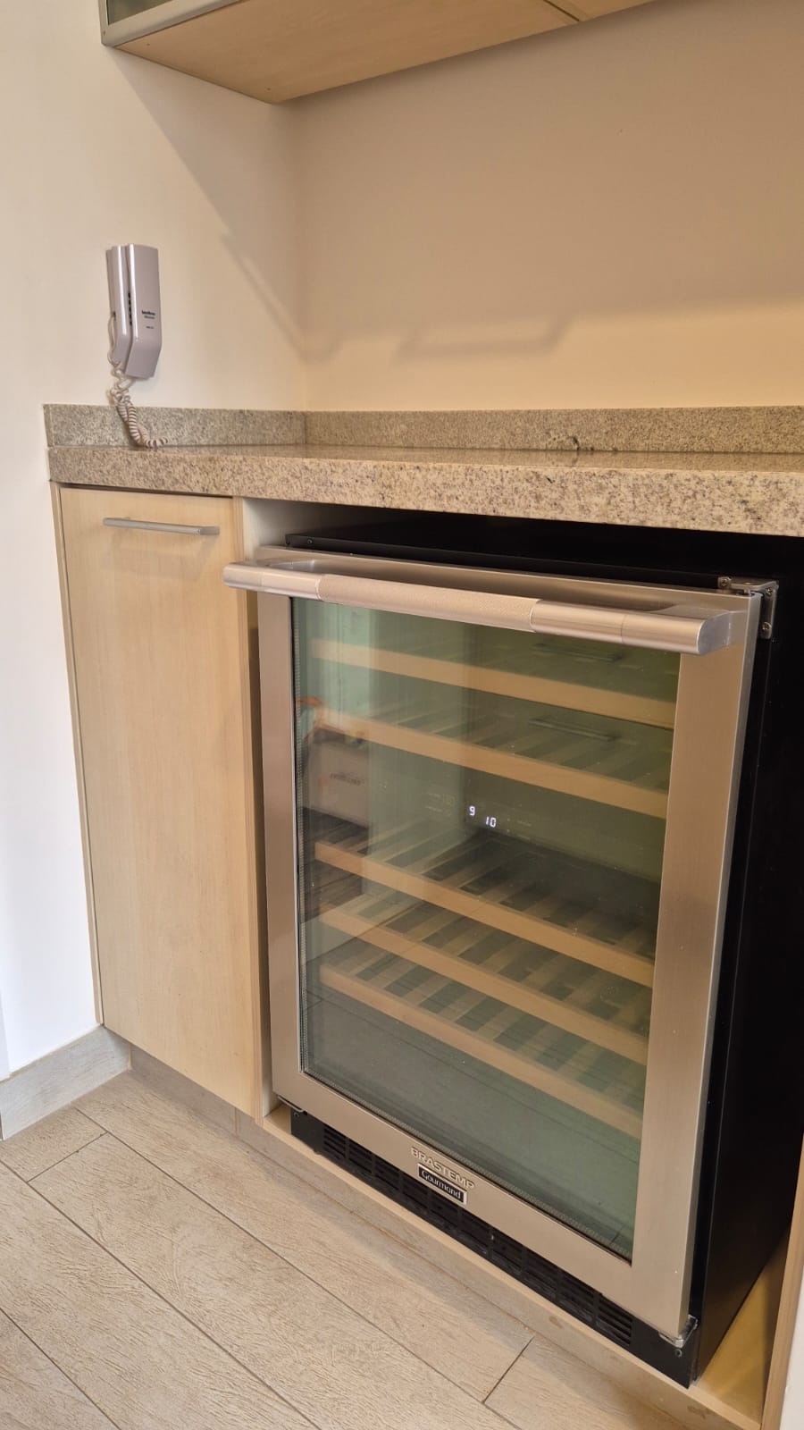 Imagem Apartamento com 2 Quartos à Venda, 70 m²em GLEBA PALHANO-LAGO IGAPÓ - LONDRINA