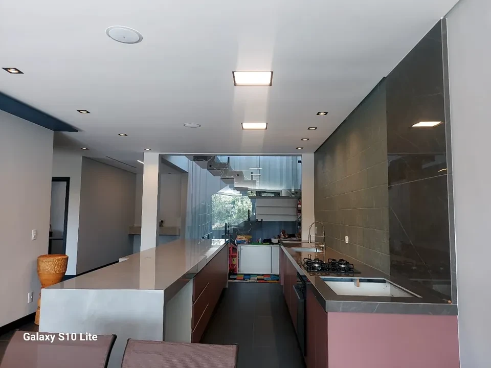 Imagem Casa de Condomínio com 4 Quartos à Venda, 476 m² em Vila Nova Esperia - Jundiaí