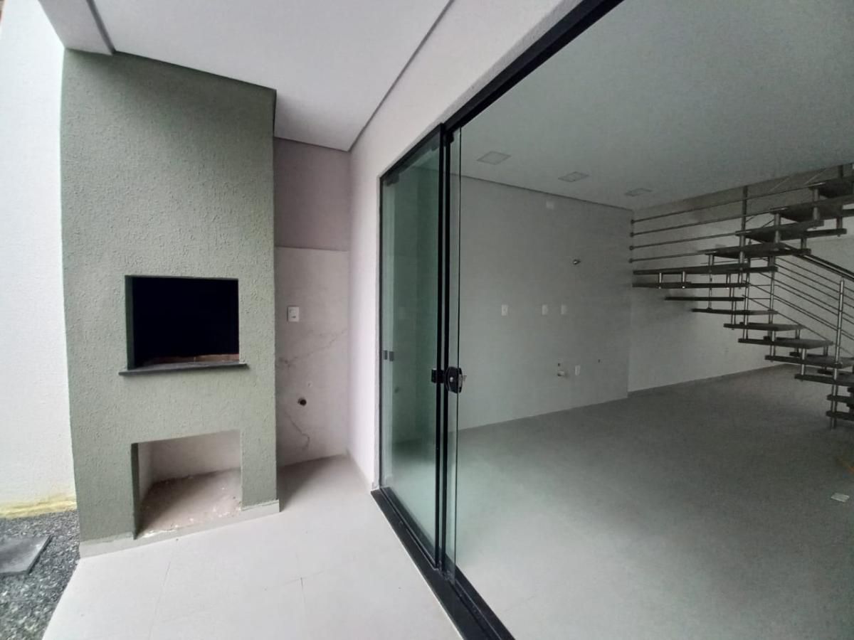 Foto do imóvel: Sobrado com 2 Quartos à Venda, 110 m² em Floresta - Joinville