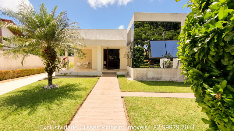 Foto do imóvel: Casa com 4 Quartos à Venda,  em Jardim Petrópolis - Maceió