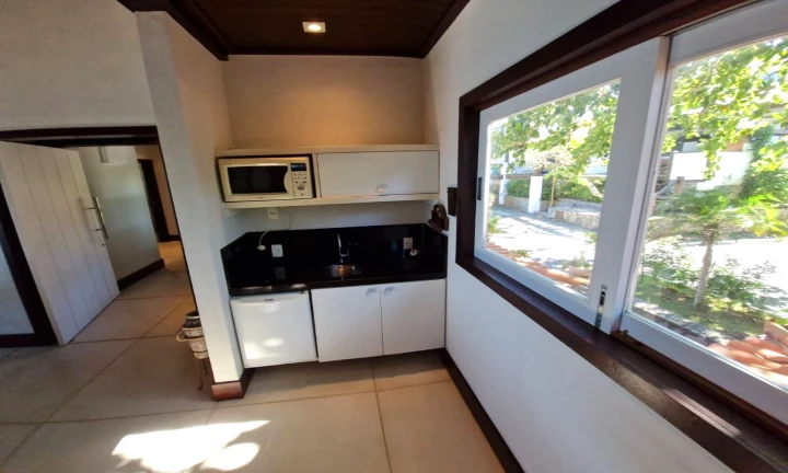 Imagem Casa de Condomínio com 5 Quartos à Venda, 410 m² em Geribá - Armação dos Búzios