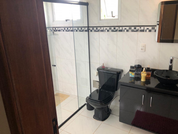Imagem Casa de Condomínio com 3 Quartos à Venda, 213 m² em Guaxinduva - Atibaia