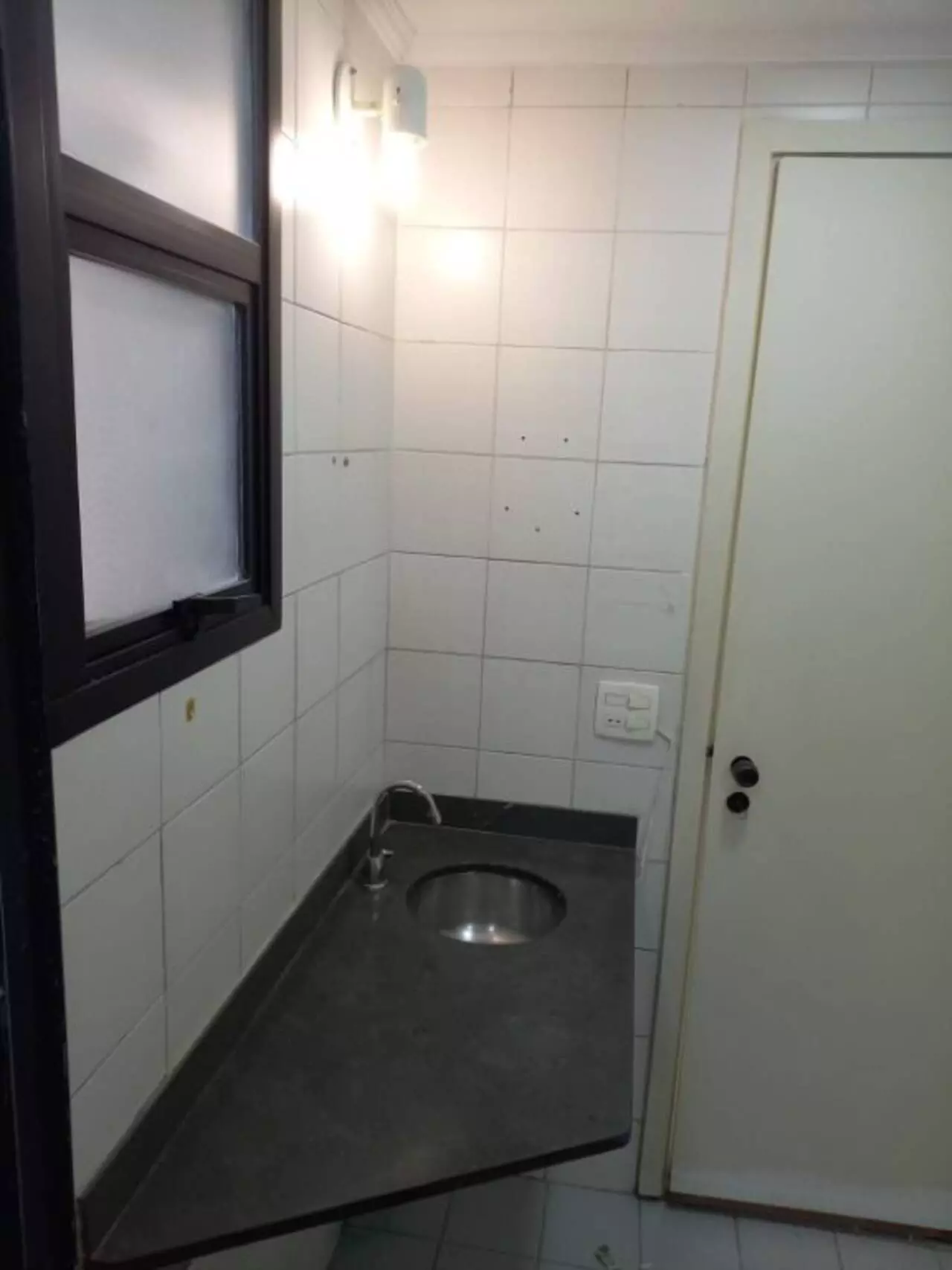 Imagem Sala Comercial à Venda ou Locação, 37 m² em Indianópolis - São Paulo